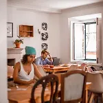 Hostel Oasis Backpackers' Cowork & Coliving