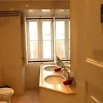 Oasis Backpackers' Cowork & Coliving Hostel *