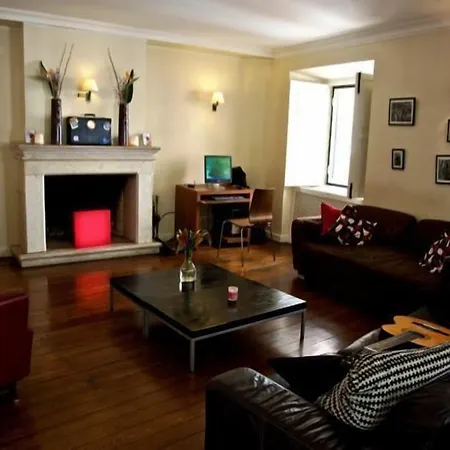 Oasis Backpackers' Cowork & Coliving * Лиссабон