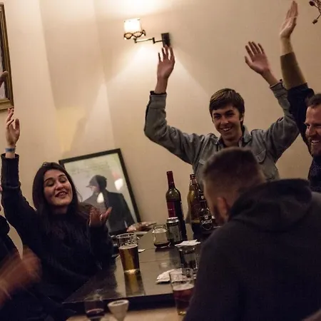 Oasis Backpackers' Cowork & Coliving Vandrarhem Lisboa