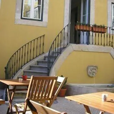 Hostel Oasis Backpackers' Cowork & Coliving