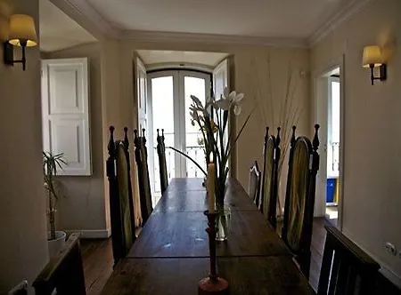 Hostel Oasis Backpackers' Cowork & Coliving Lisboa