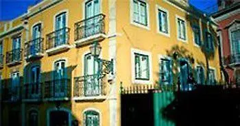 Oasis Backpackers' Cowork & Coliving * ליסבון